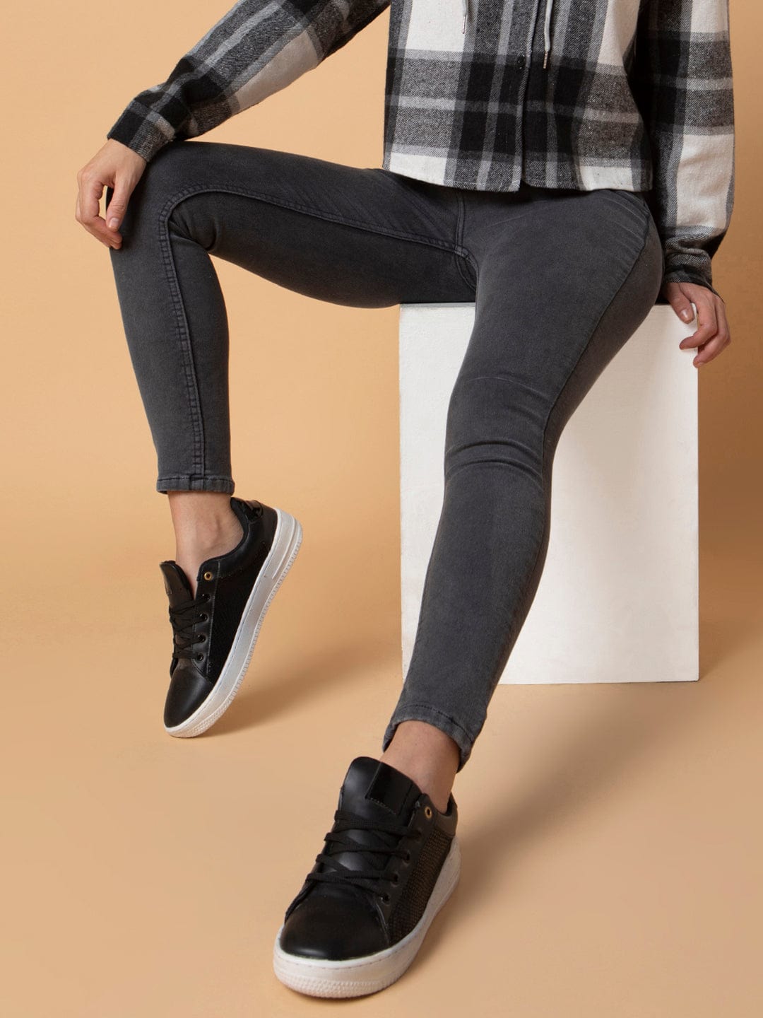 Grey Straight Fit Mid-Rise Stretchable Jeans