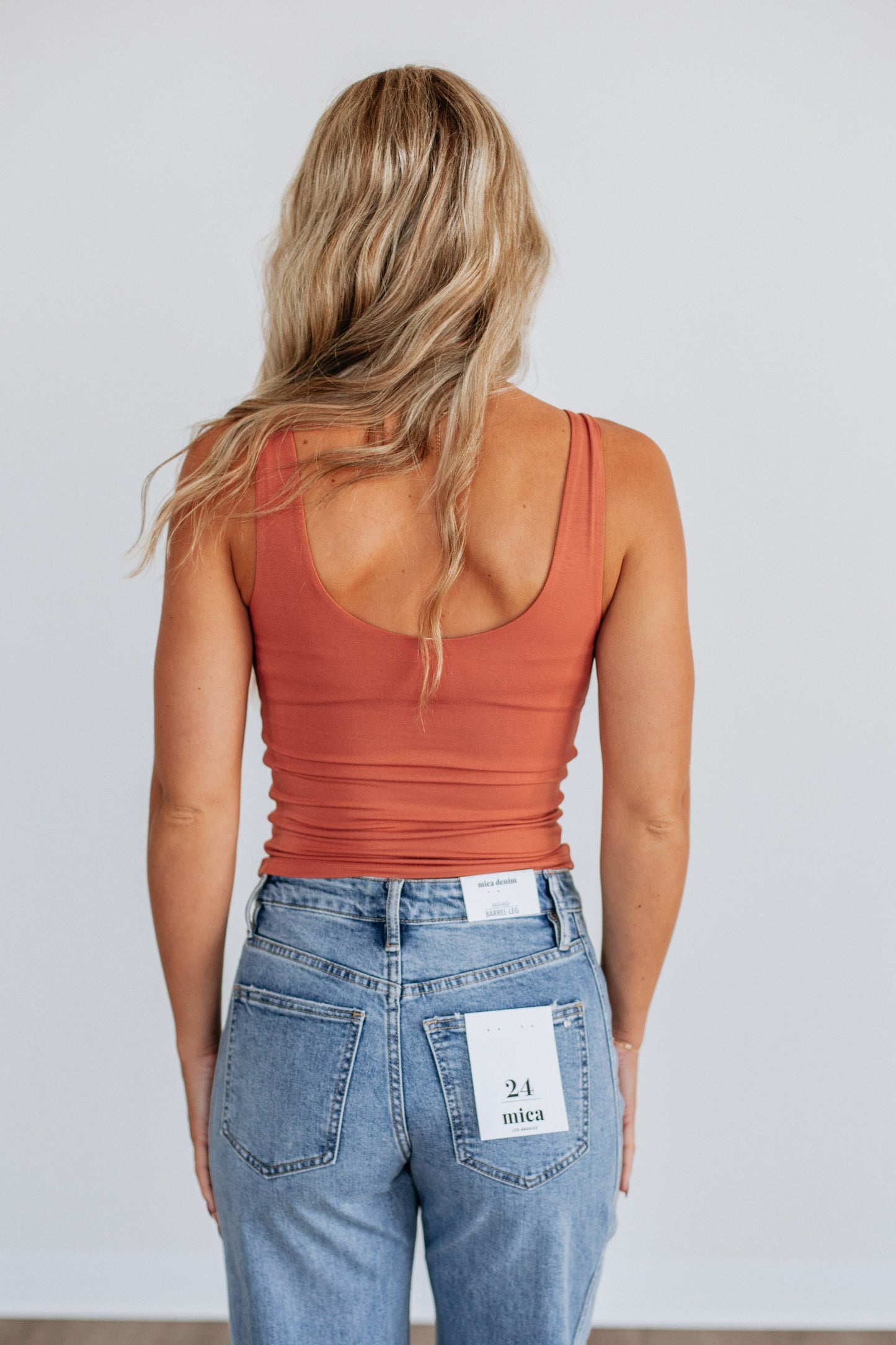 Delta Basic Tank - Terracotta