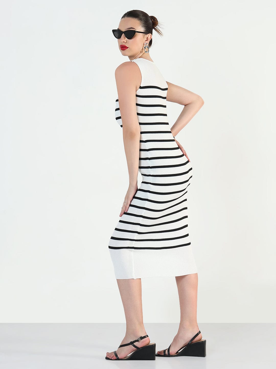 Ribbed Striped Sleeveless White Bodycon Dresses