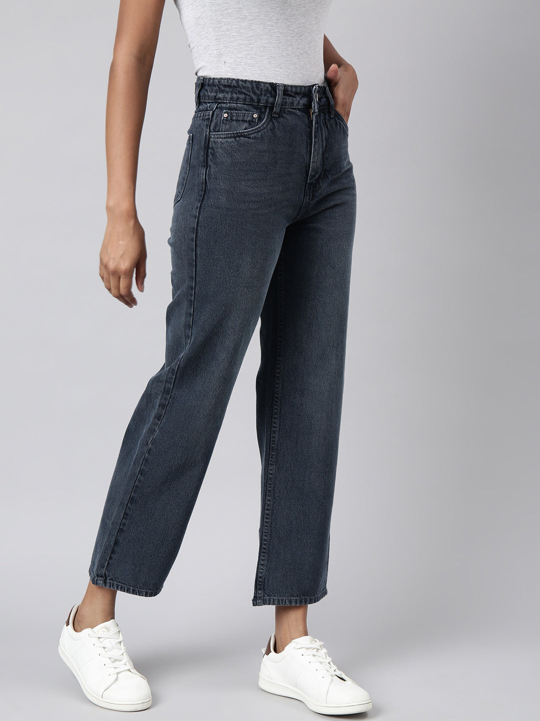 Women's Navy Blue Straight Fit Light Fade Denim Jeans