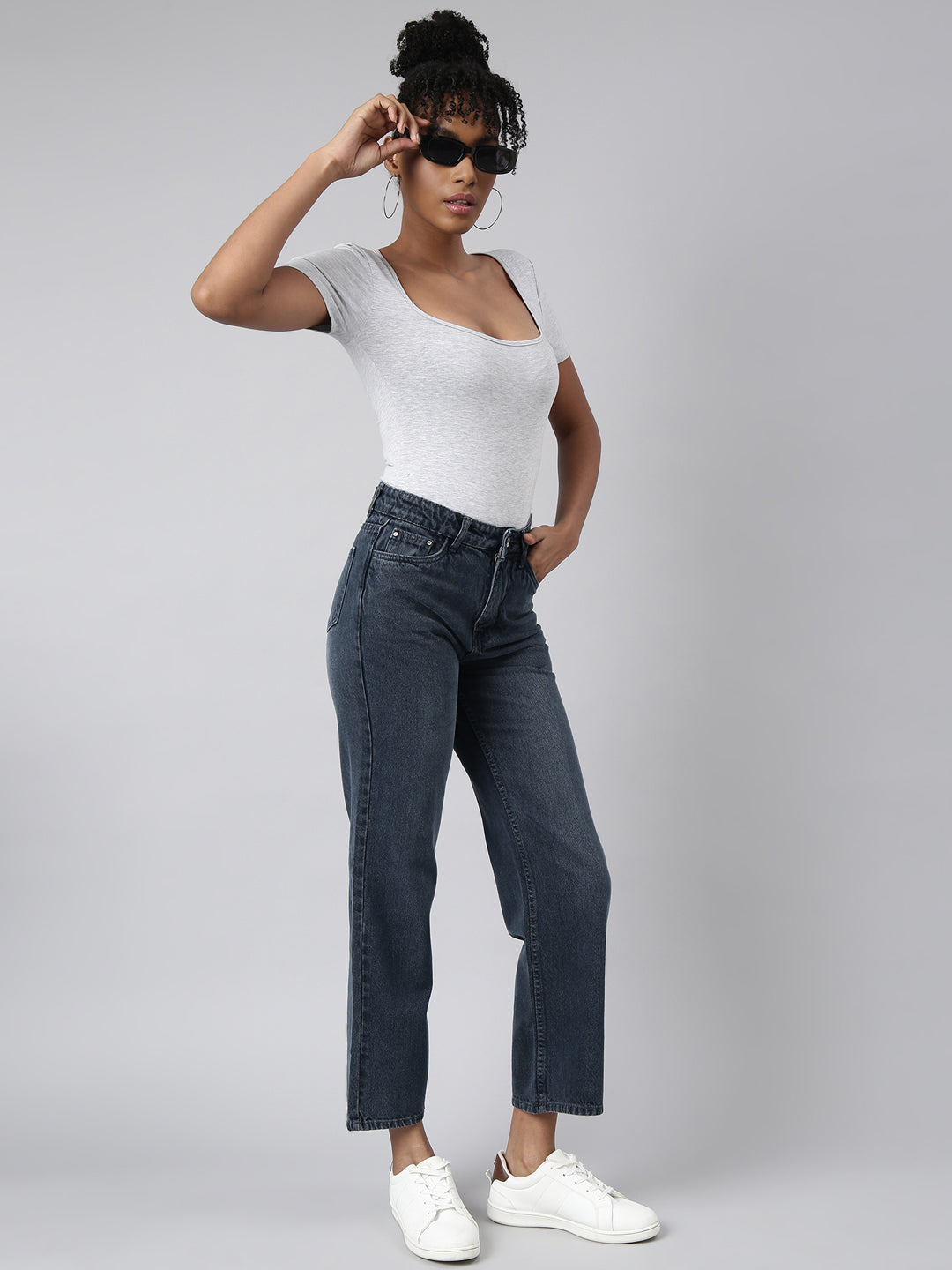 Women's Navy Blue Straight Fit Light Fade Denim Jeans
