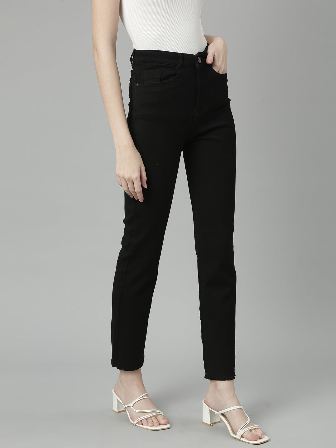 Black Jean Straight Fit Mid-Rise Cropped Stretchable Jeans