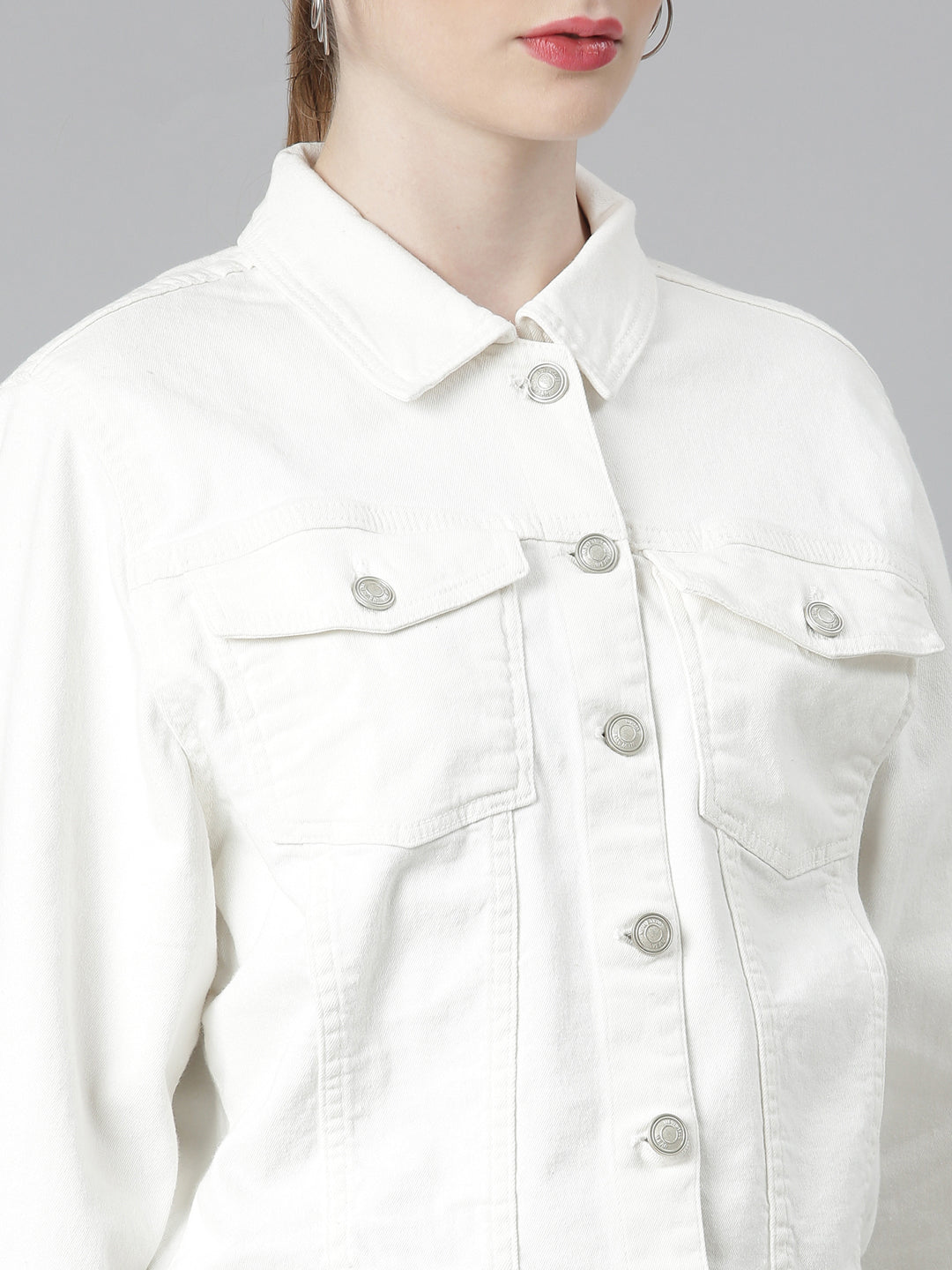 White Spread Collar Crop Denim Jacket