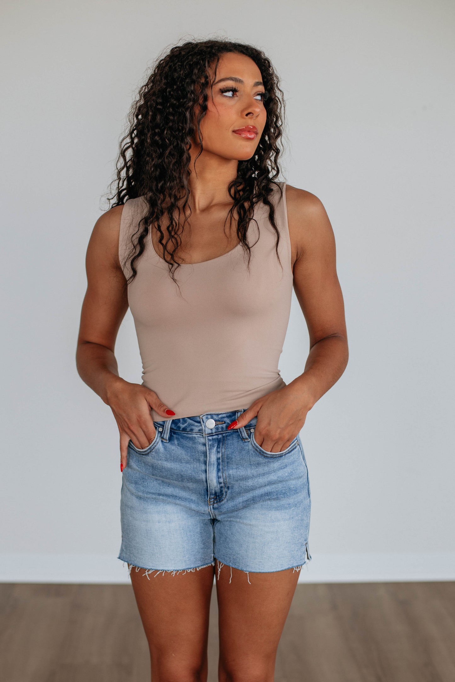 Jetson Seamless Tank - Sand