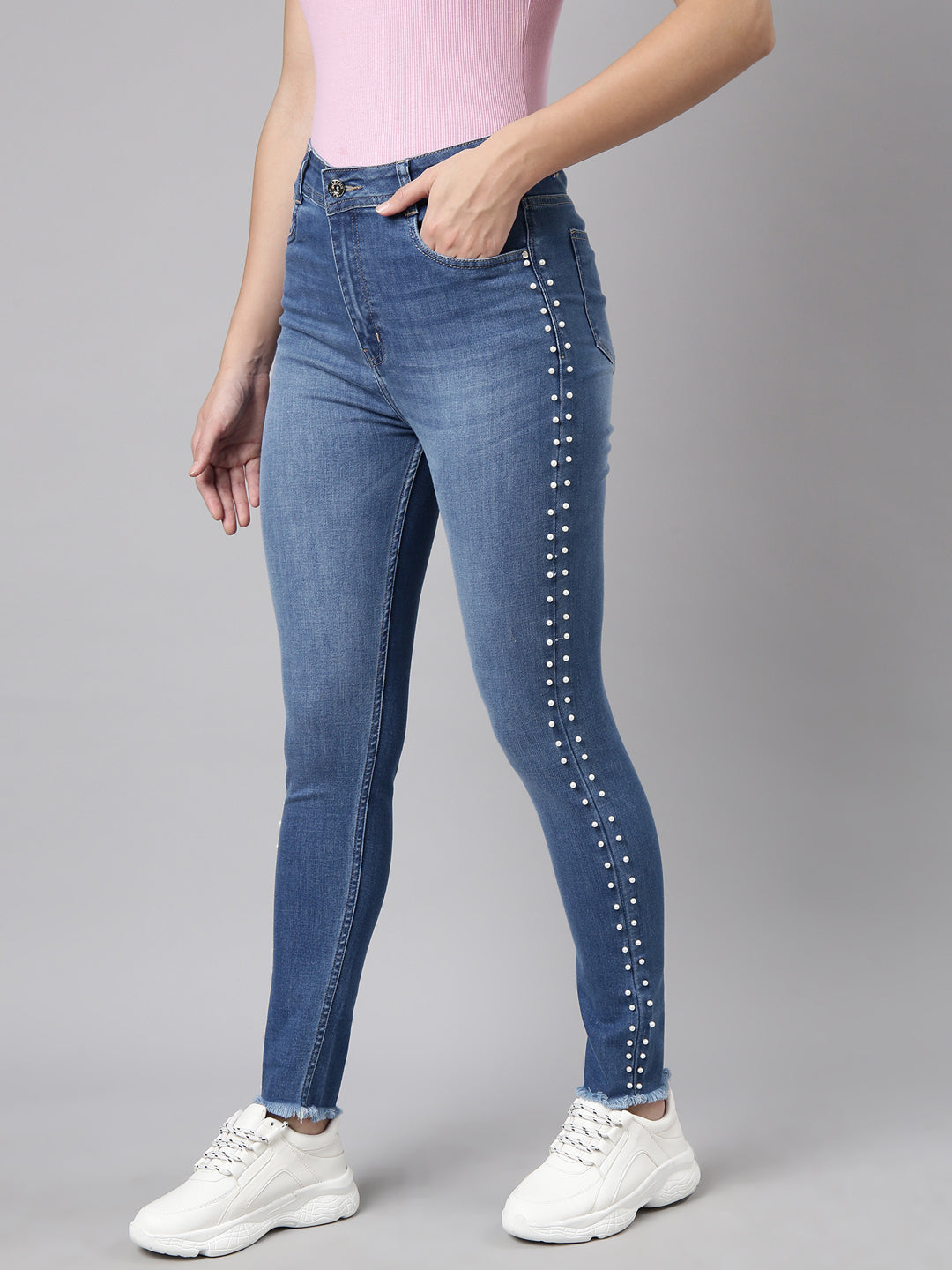 Blue Skinny Fit Light Fade Embellished Stretchable Jeans