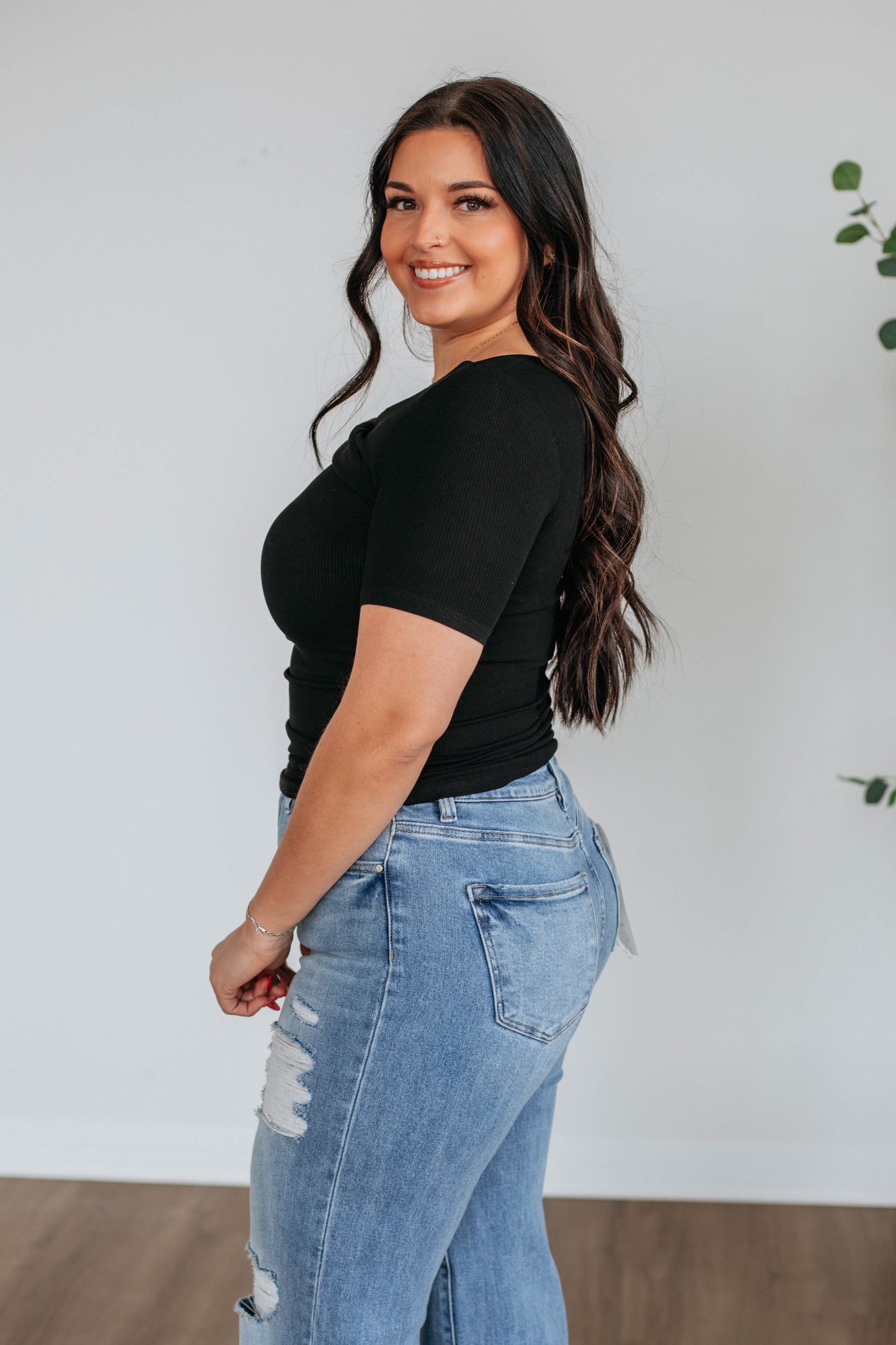 Simply Content Top - Black