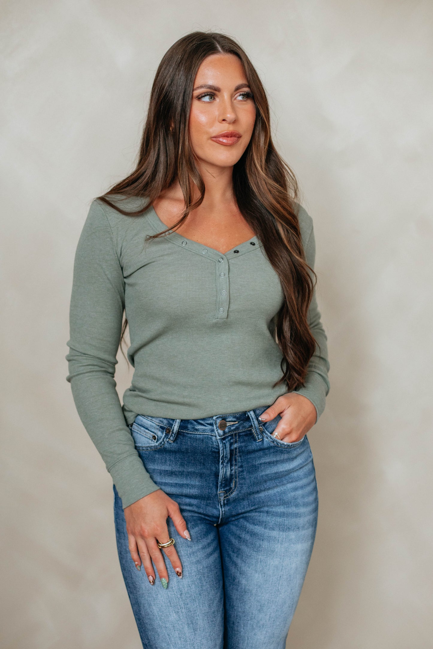 Clove Henley Top