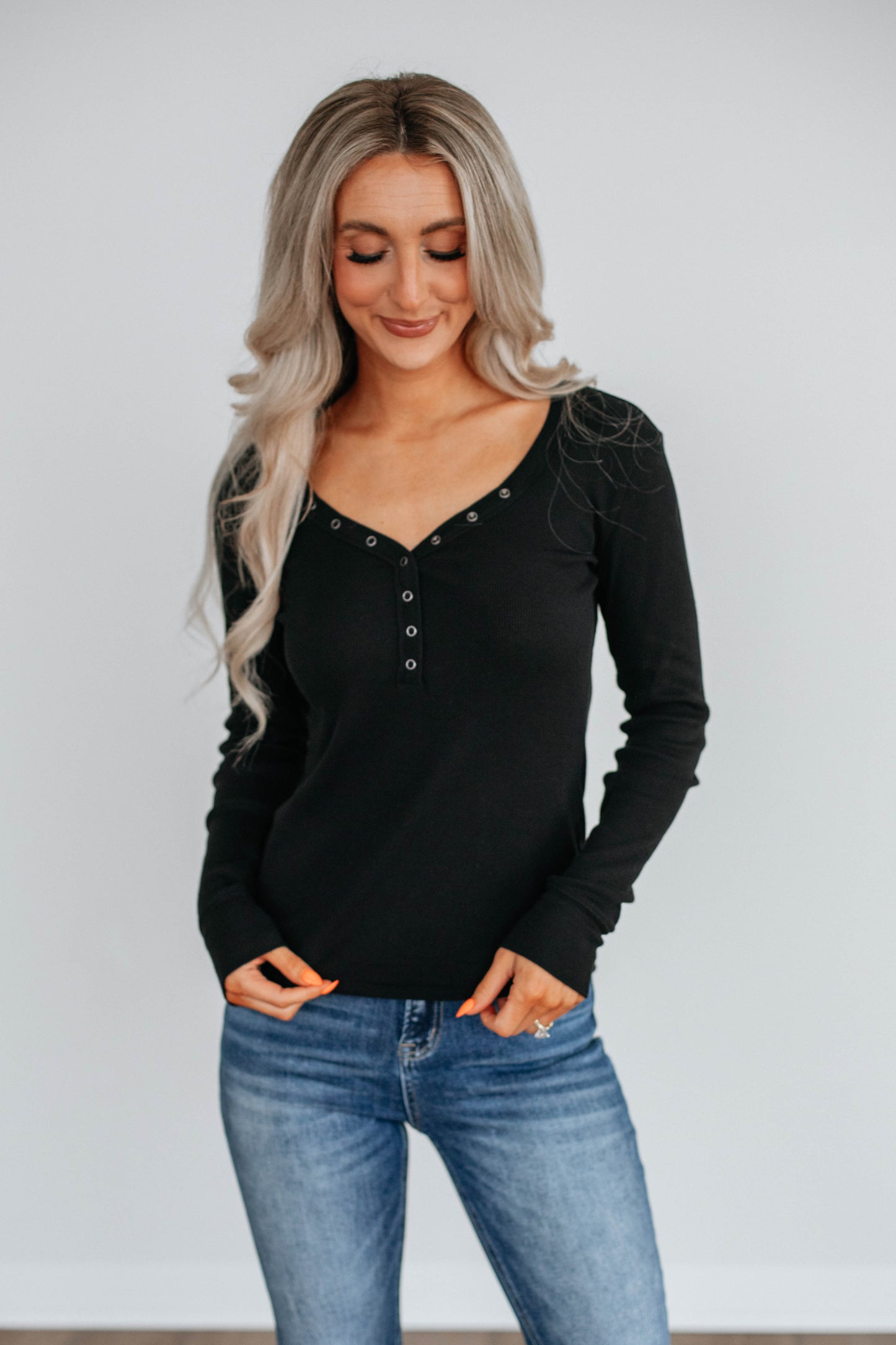 Clove Henley Top